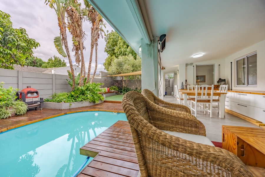 3 Bedroom Property for Sale in Edgemead Western Cape